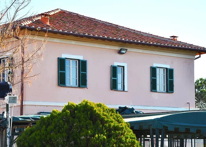 Casale Appio 2* Rome
