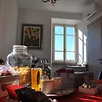 Guest house Casale Appio 2*