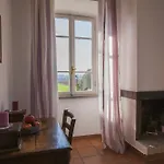 Casale Appio 2*